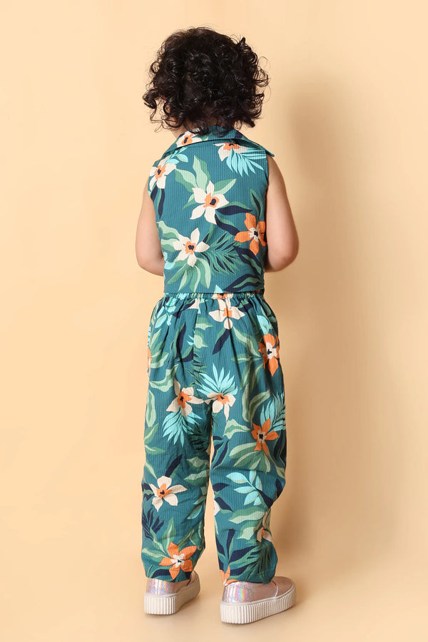 Side view – relaxed fit girls floral top and trouser set for summer