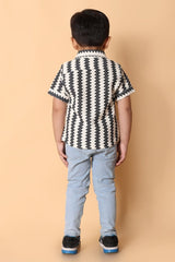 Black Zig - Zag Shirt – Trendy Kids Dress for Boys - Bebe Unicorn