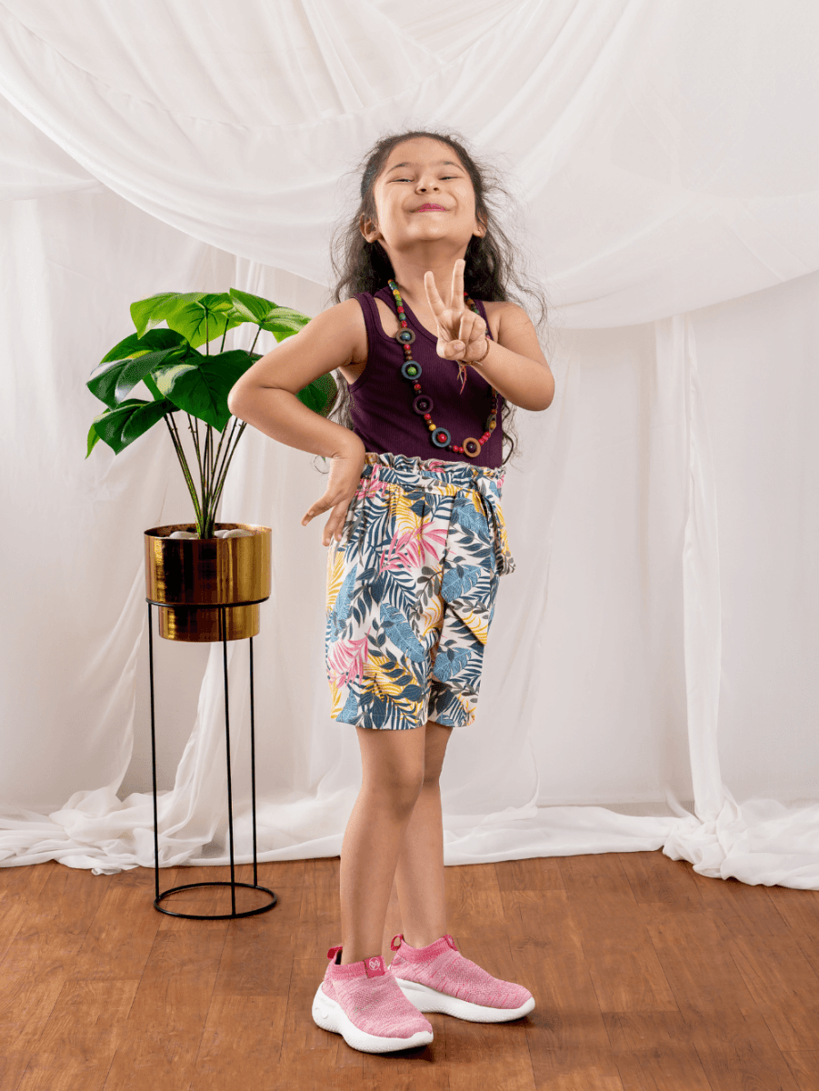 Girls' Burgundy Tank Top and Tropical Print Tie - Waist Shorts Outfit - Bebe Unicorn