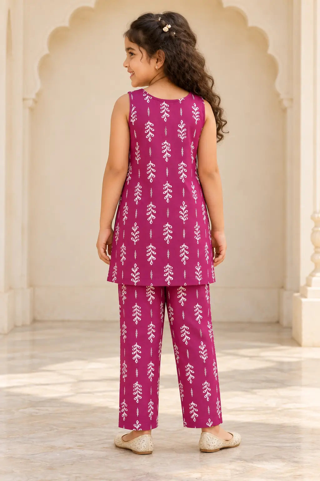Back view of girls magenta leaf print sleeveless kurti and matching straight pants – Bebe Unicorn