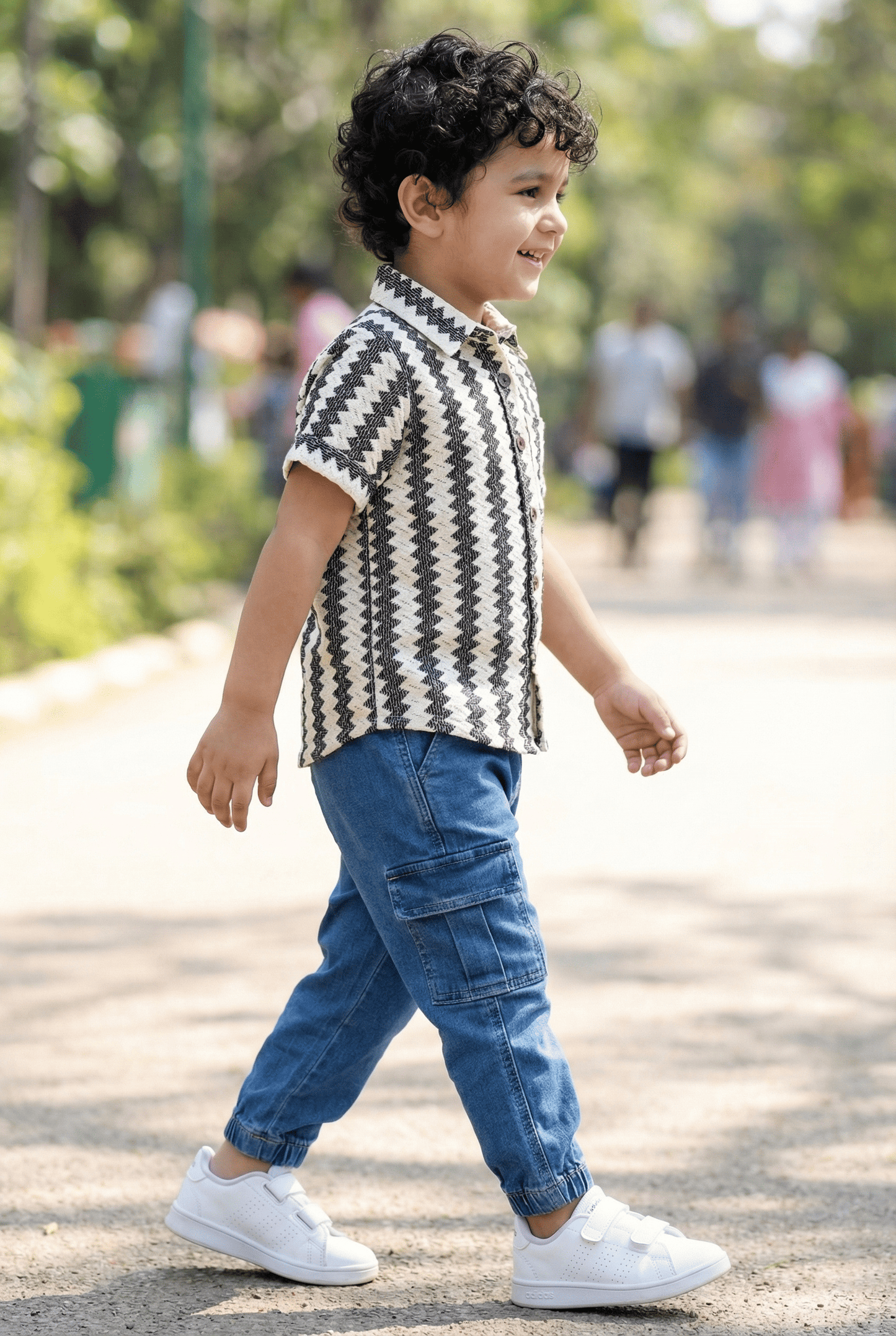 Black Zig-Zag Shirt - Trendy Kids Dress for Boys